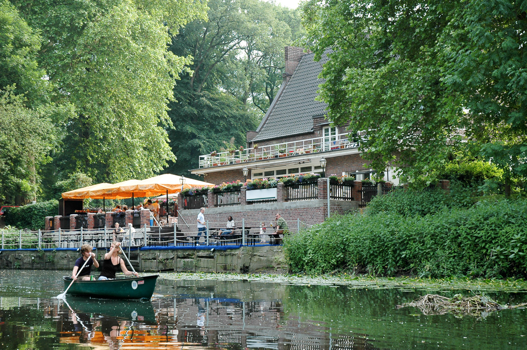 Terrasse am Wasser